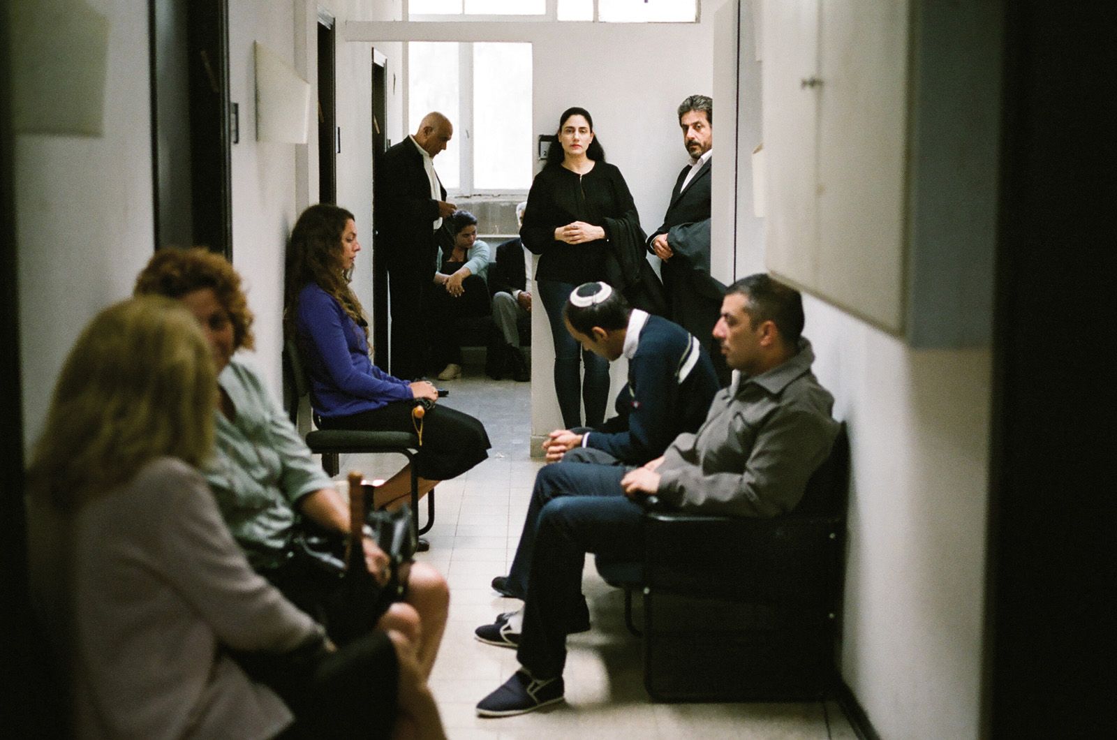 Horaires Des Séances Du Film Le Procès De Viviane Amsalem Photo du film Le procès de Viviane Amsalem - Photo 4 sur 14 - AlloCiné