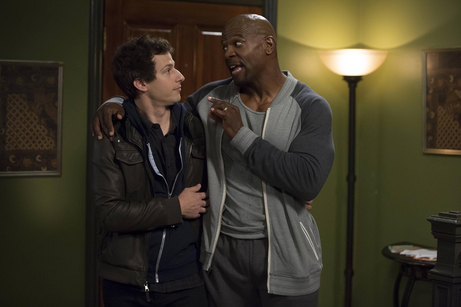 Brooklyn Nine Nine Photo Andy Samberg Terry Crews 470 Sur 605 Allociné 