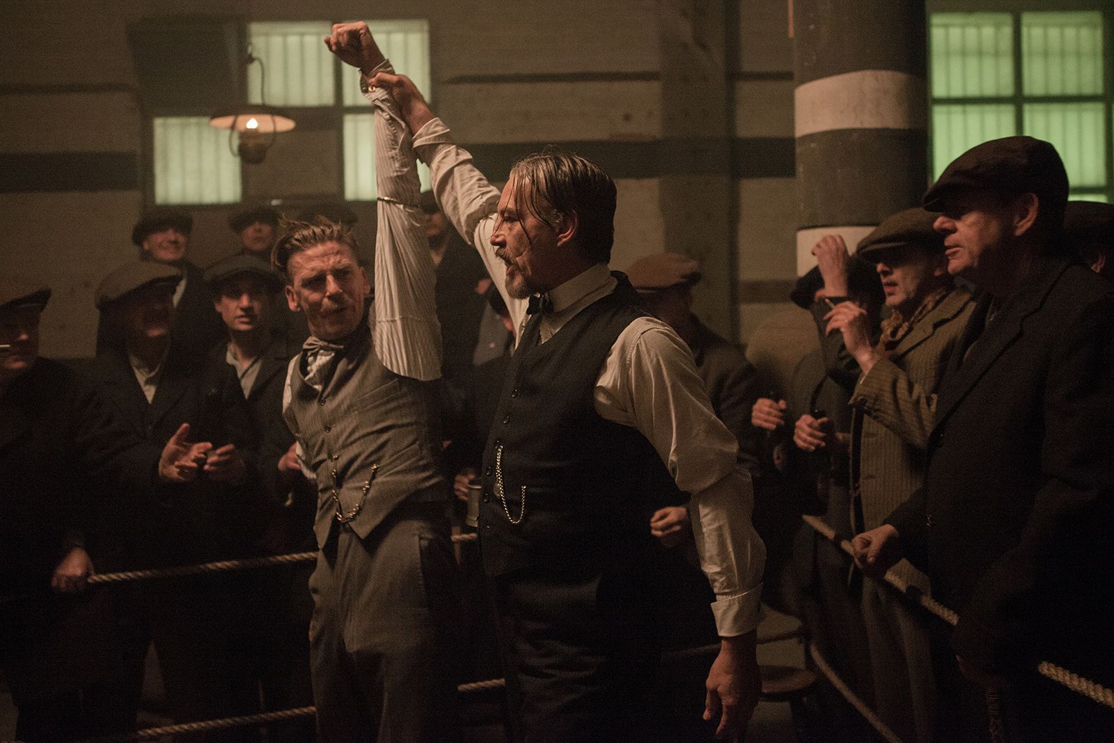 Films Et Séries Tv Avec Tommy Flanagan Peaky Blinders : Photo Paul Anderson, Tommy Flanagan - 60 sur 95 - AlloCiné