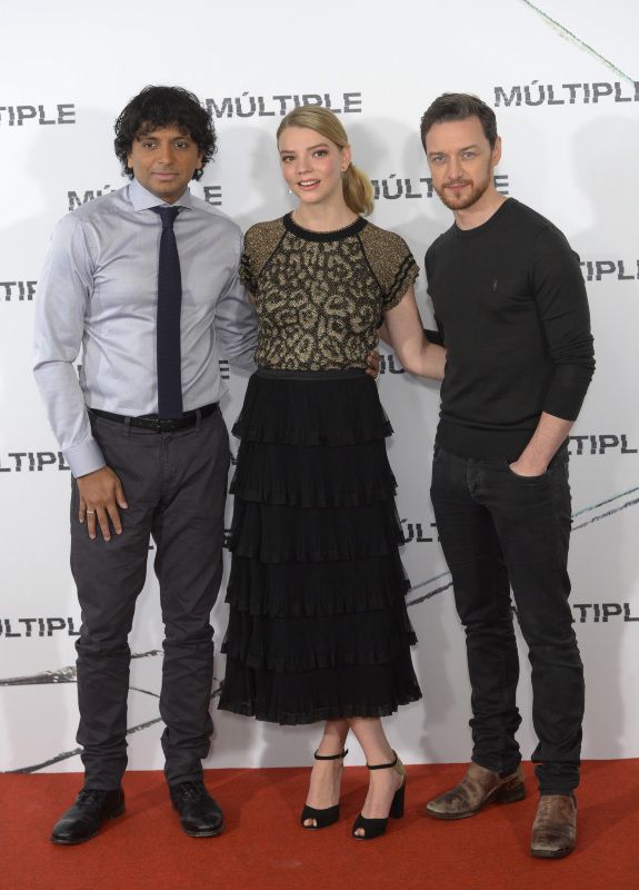 Photo de James McAvoy - Split : Photo promotionnelle M. Night Shyamalan ...