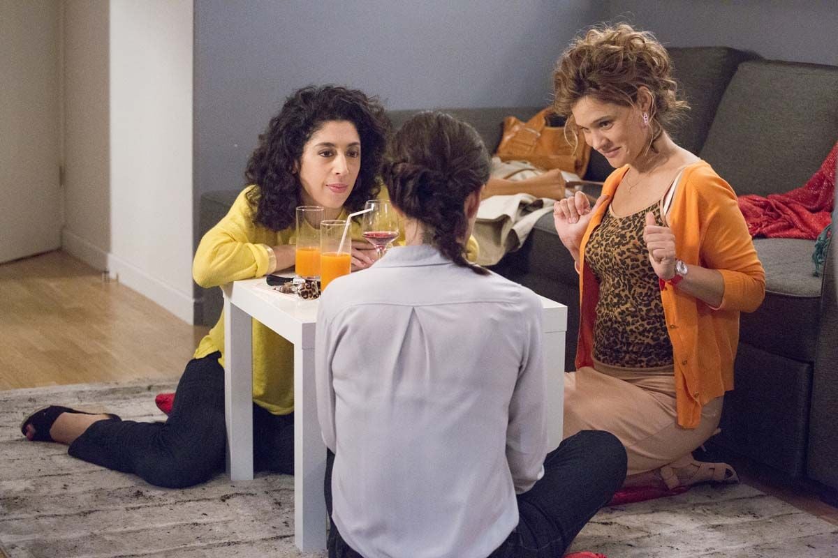 Films Et Séries Tv Avec Naidra Ayadi