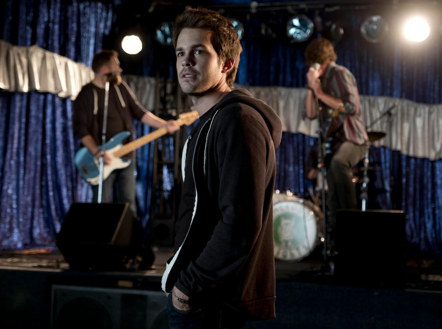 Girlboss Girlboss Photo Johnny Simmons 62 sur 65 AlloCiné