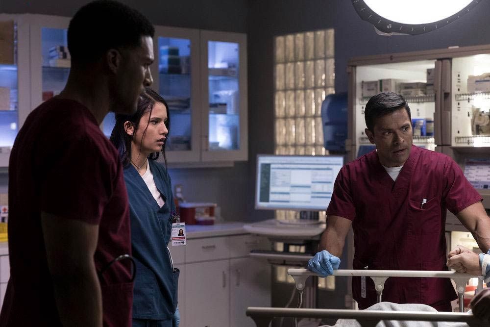 Photo de Tanaya Beatty - Night Shift : Photo JR Lemon, Mark Consuelos