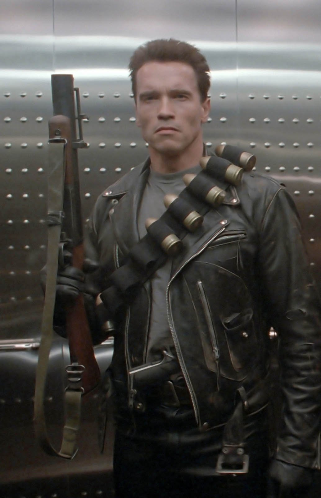 Arnold Schwarzenegger Terminator : Publican el aspecto de Arnold ...