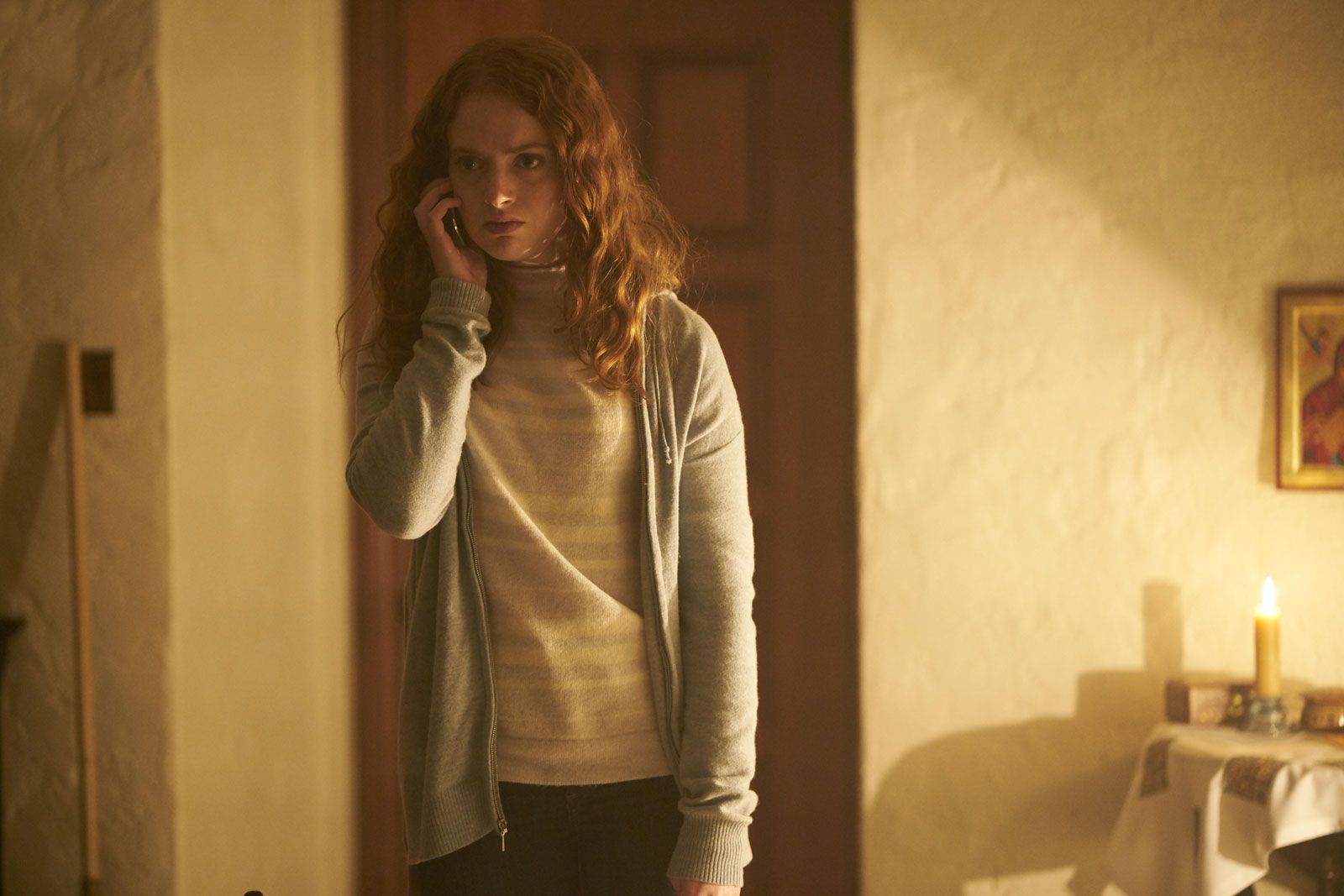 Films Et Séries Tv Avec Zoe Mclellan Orphan Black : Photo Zoé De Grand Maison - 18 sur 313 - AlloCiné