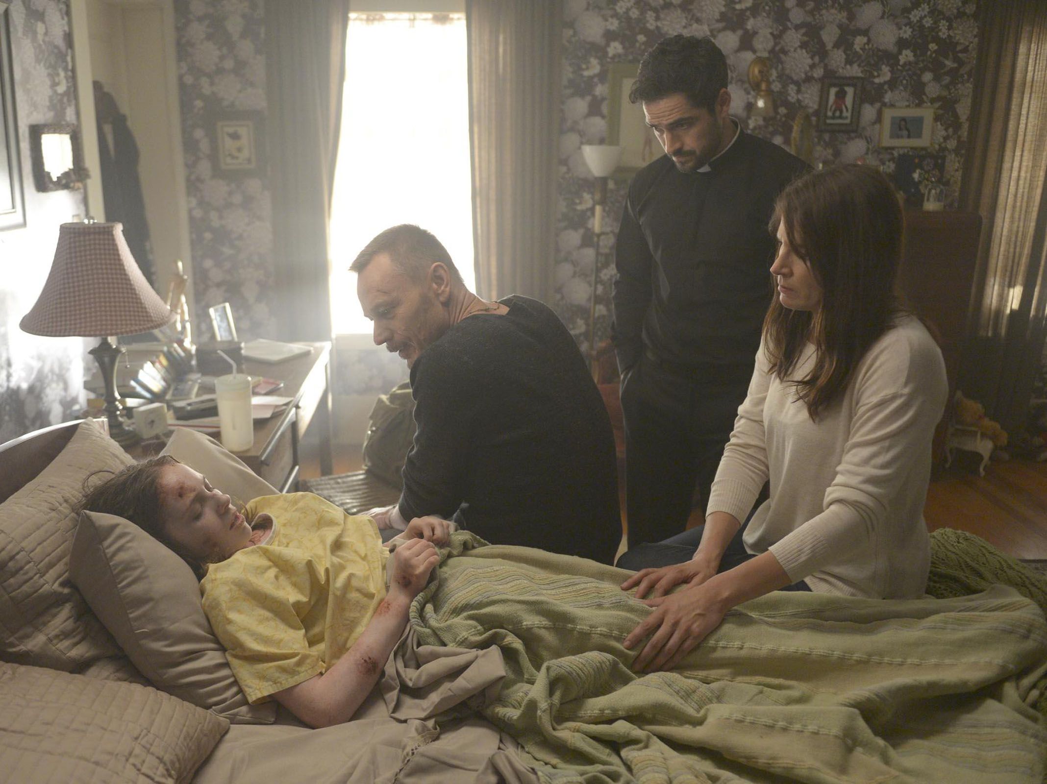 L'Exorciste : L'Exorciste : Photo Beatrice Kitsos, Rochelle Greenwood