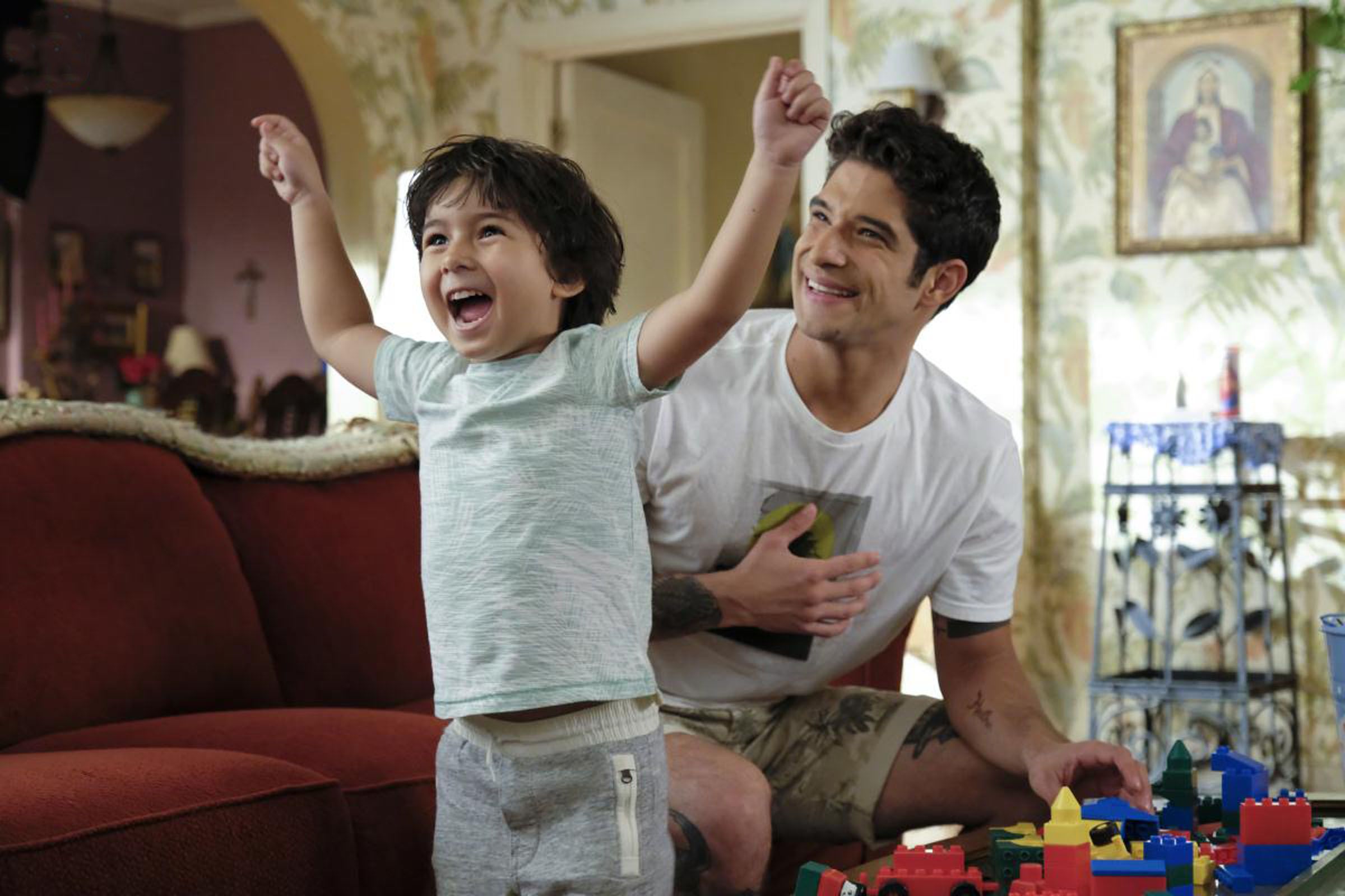 Jane The Virgin Jane The Virgin Photo Tyler Posey, Elias Janssen