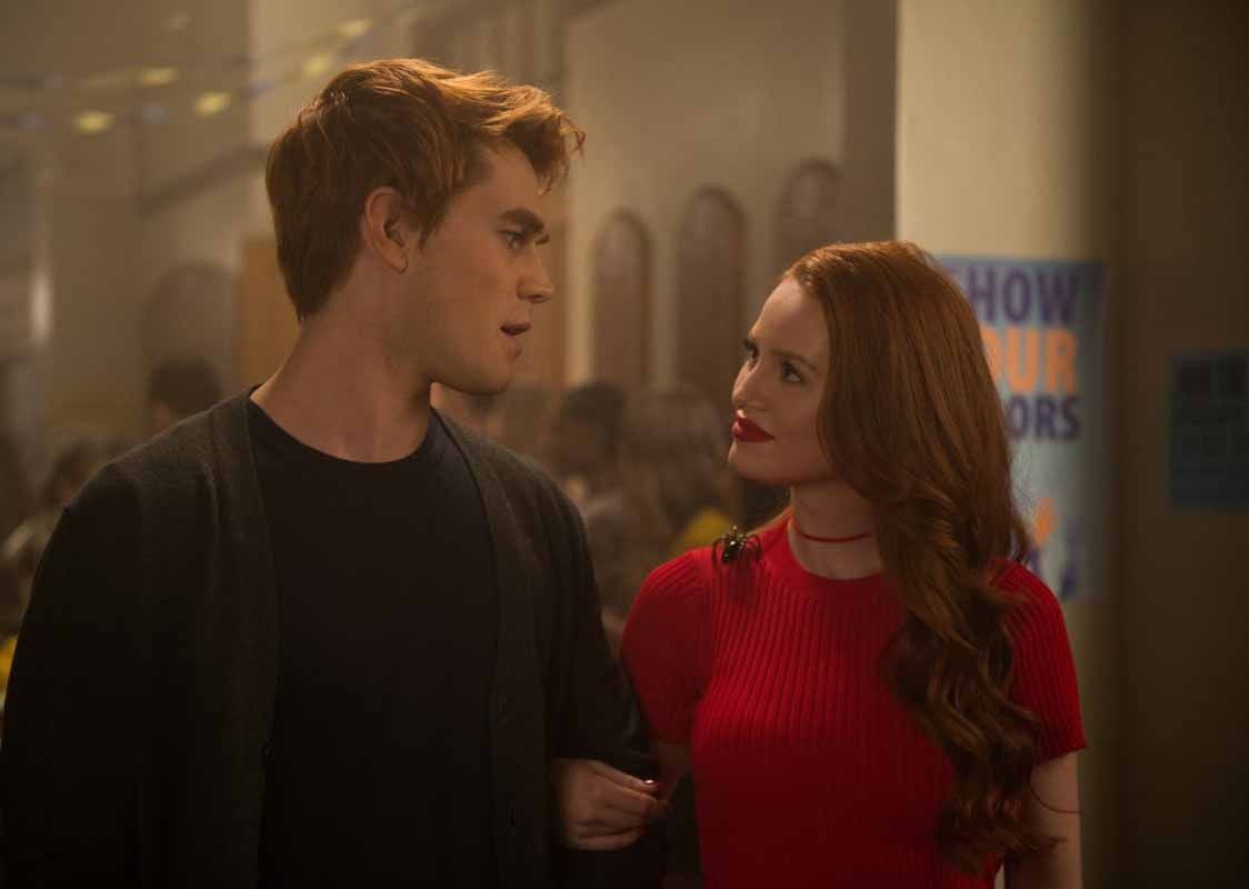 Riverdale Riverdale Photo Kj Apa Madelaine Petsch 349 Sur 509