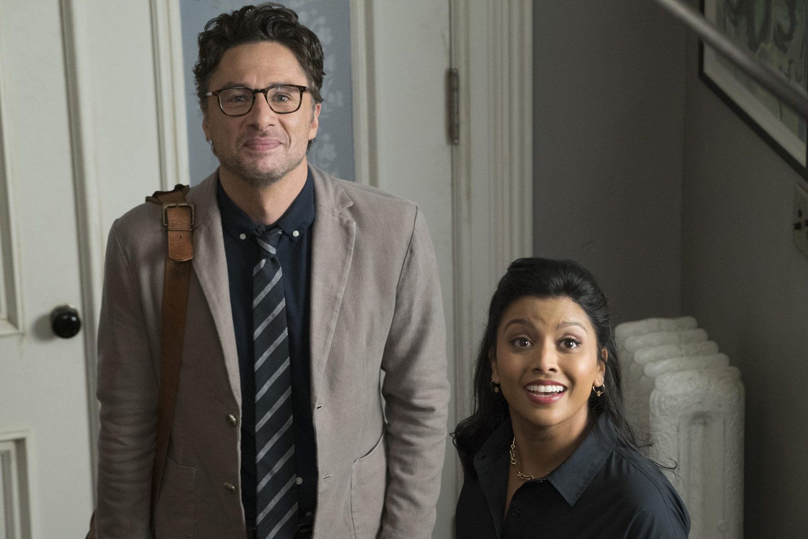 Alex Inc Alex, Inc. : Alex, Inc. : Photo Zach Braff, Tiya Sircar - 17 sur 62 ...