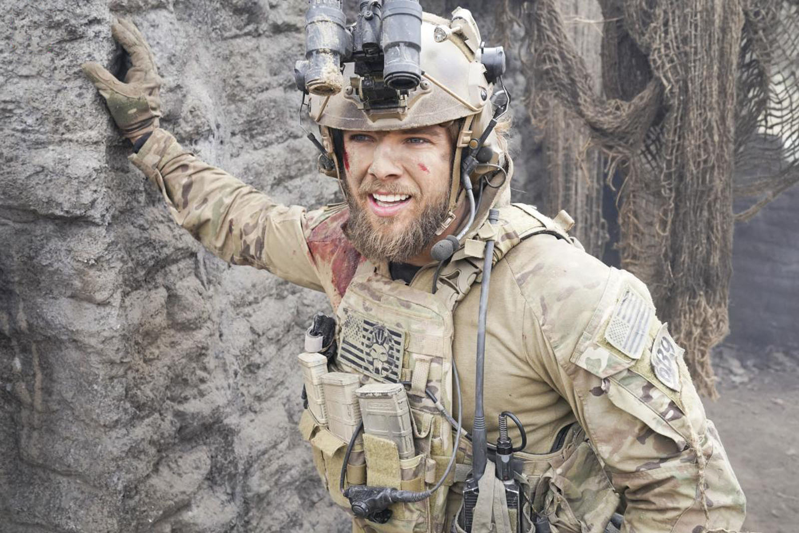 SEAL Team SEAL Team Photo Max Thieriot 252 sur 362 AlloCiné