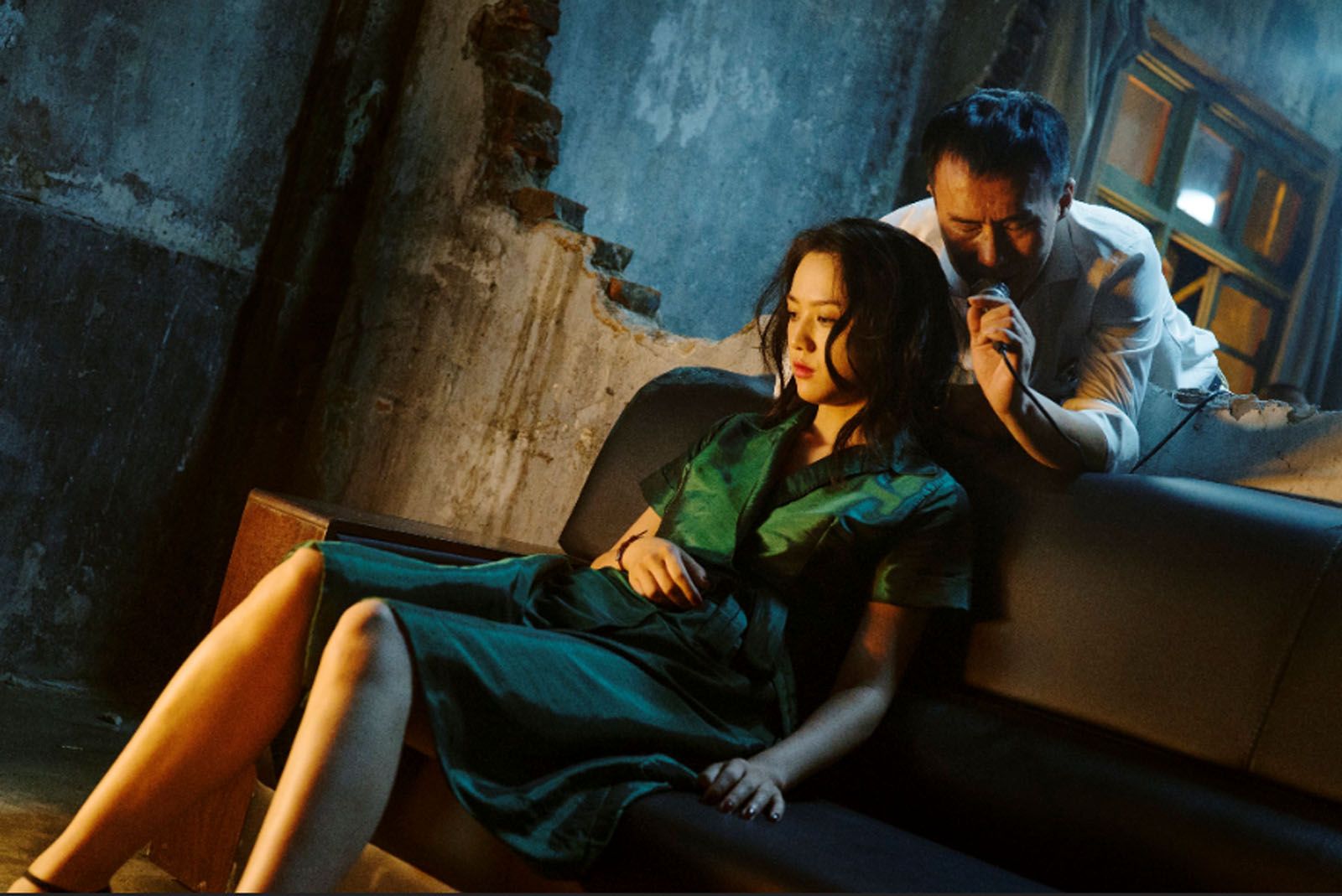 Un Grand Voyage Vers La Nuit Streaming Photo du film Un grand voyage vers la nuit - Photo 10 sur 17 - AlloCiné