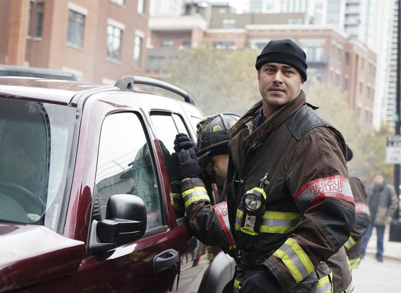 Chicago Fire Photo Taylor Kinney 203 Sur 1107 Allociné 5304