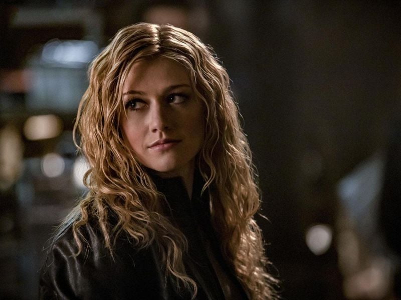 Katherine Mcnamara Films Et Programmes Tv Arrow : Photo Katherine McNamara - 86 sur 1167 - AlloCiné