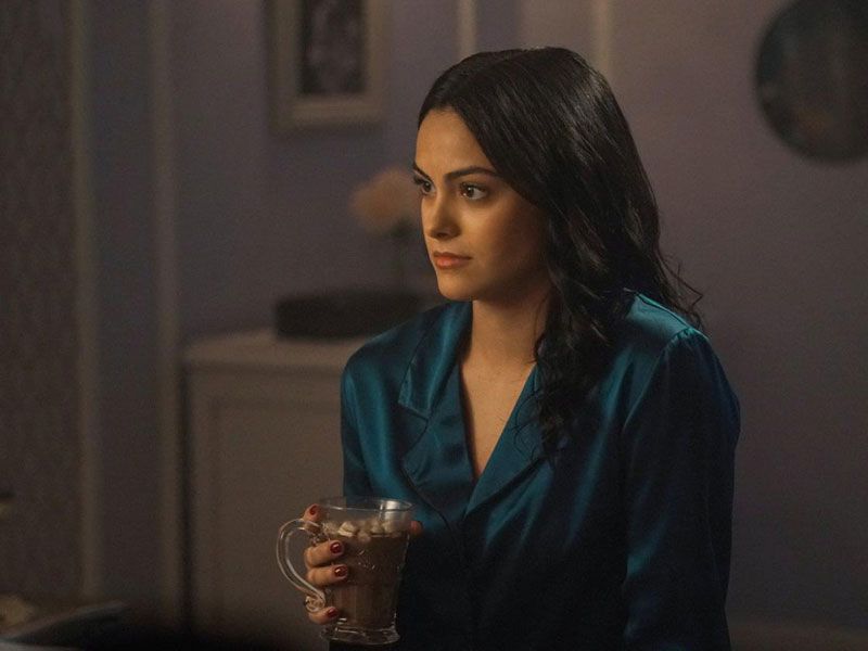 Films Et Séries Tv Avec Camila Mendes