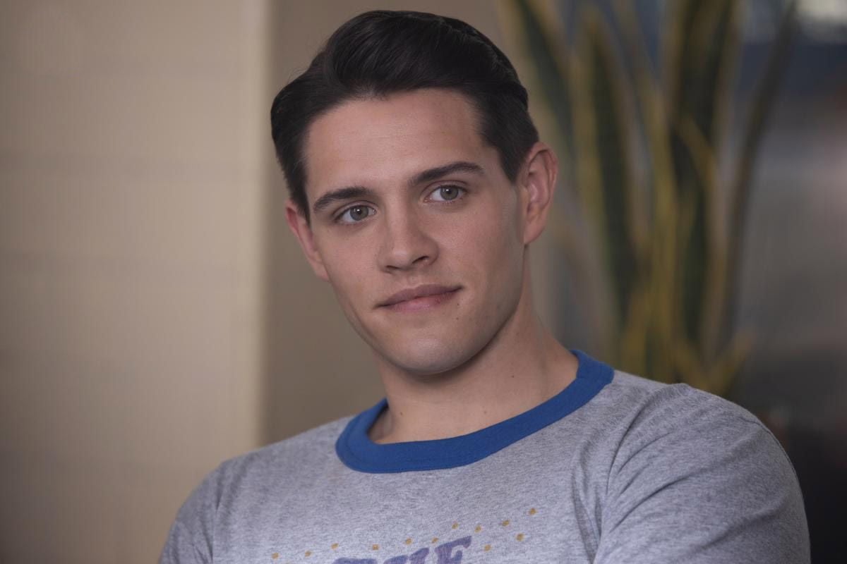 Photo de Casey Cott - Riverdale : Photo Casey Cott - Photo 15 sur 47