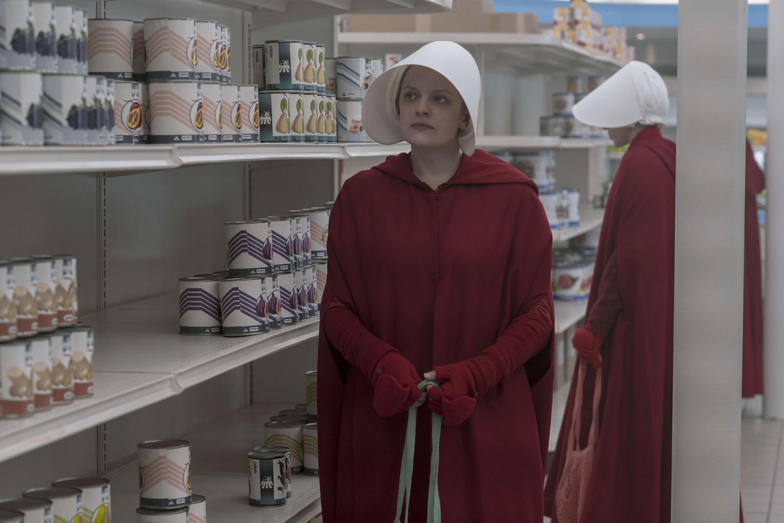 La Servante écarlate Saison 5 Diffusion The Handmaid’s Tale : la servante écarlate : Photo Elisabeth Moss - 27