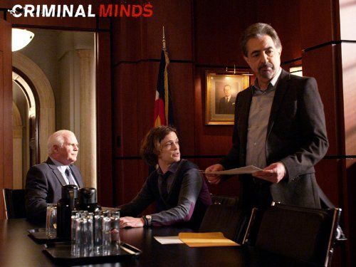 Poster Esprits criminels saison 8 - Affiche 12 sur 873 - AlloCiné