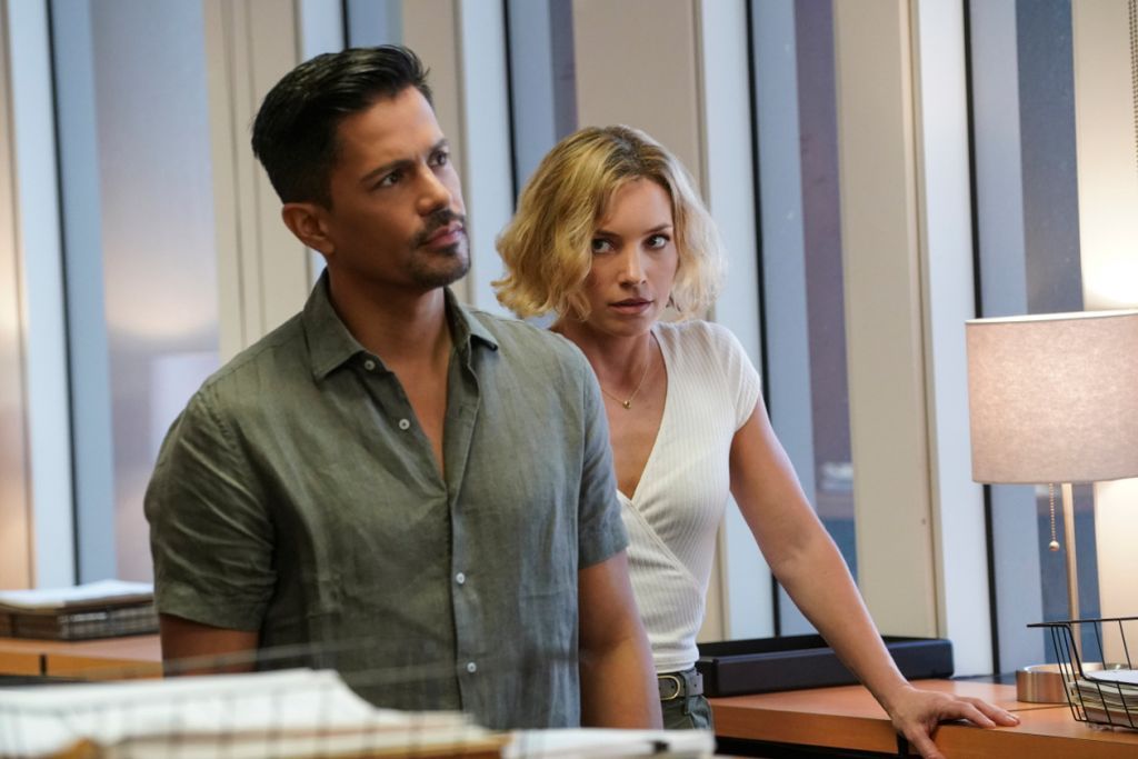 Magnum (2018) Magnum (2018) Photo Jay Hernandez, Perdita Weeks 61 sur 257 AlloCiné Magnum (2018) Magnum (2018) Photo Jay Hernandez, Perdita Weeks 61 sur 257 AlloCiné