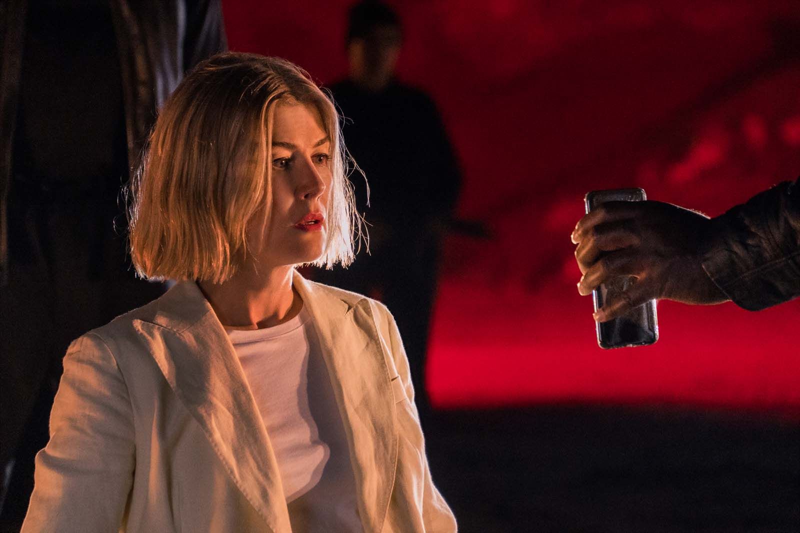 Photo De Rosamund Pike I Care A Lot Photo Rosamund Pike Photo Sur Allocin