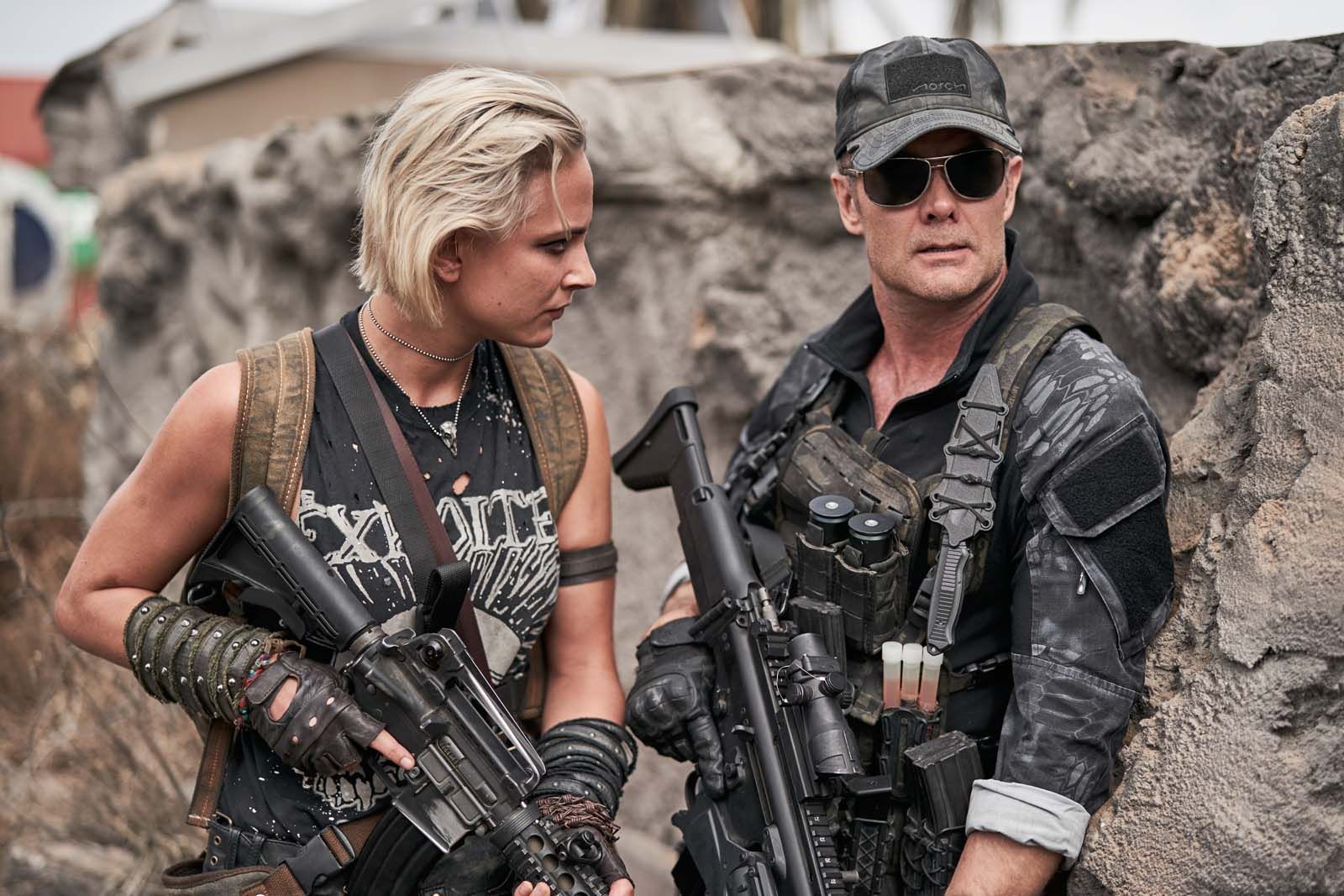 Photo de Nora Arnezeder - Army Of The Dead : Photo Garret Dillahunt