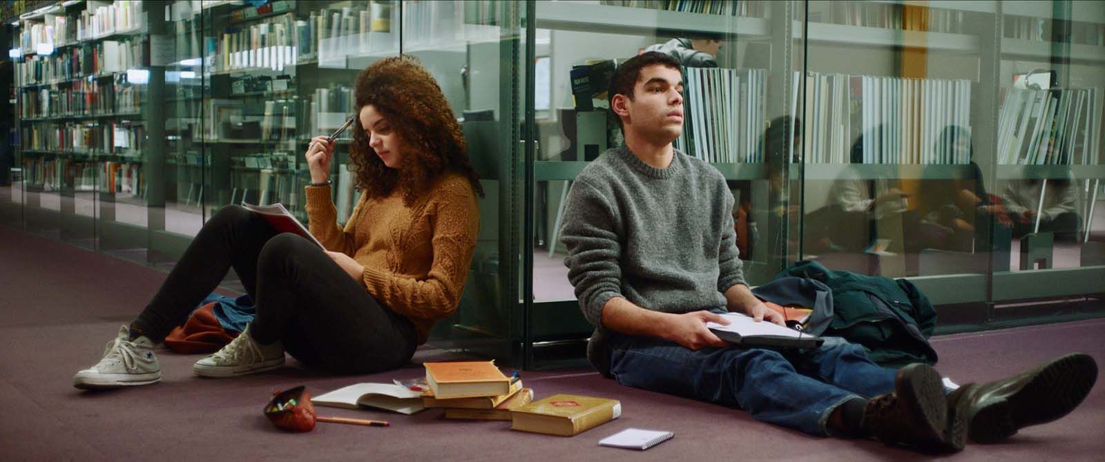 Une Histoire D'amour Et De Desir Cinema Photo du film Une histoire d'amour et de désir - Photo 6 sur 7 - AlloCiné