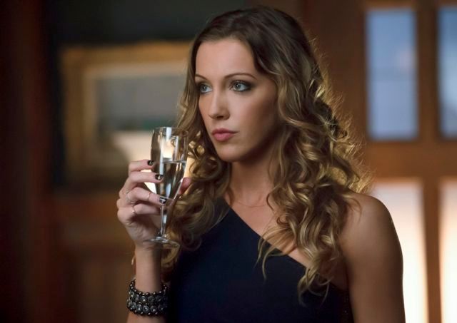 Arrow Arrow Photo Katie Cassidy 1055 Sur 1200 Allociné 3728