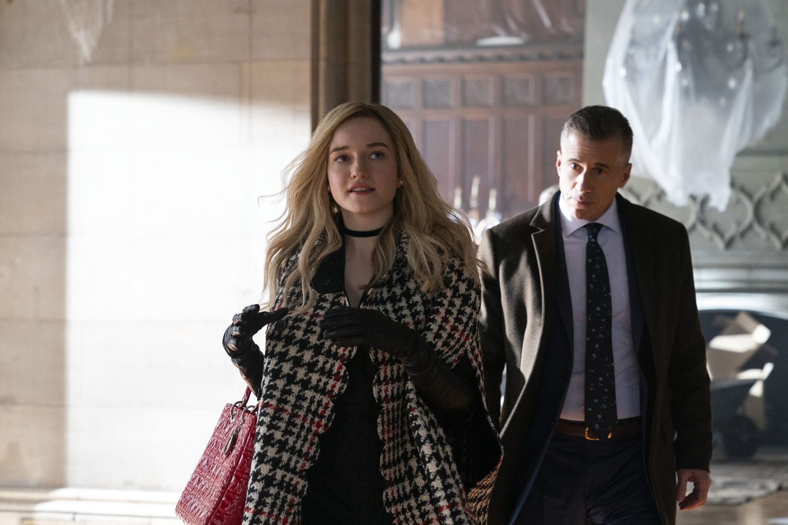 Inventing Anna : Photo Julia Garner, Richie Herschenfeld - 14 sur 25 ...