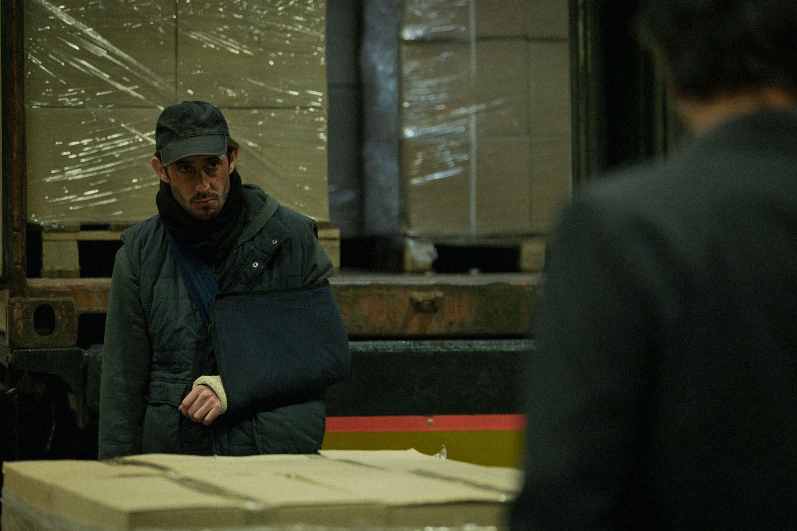 D'une main de fer : Photo Enric Auquer - 15 sur 18 - AlloCiné