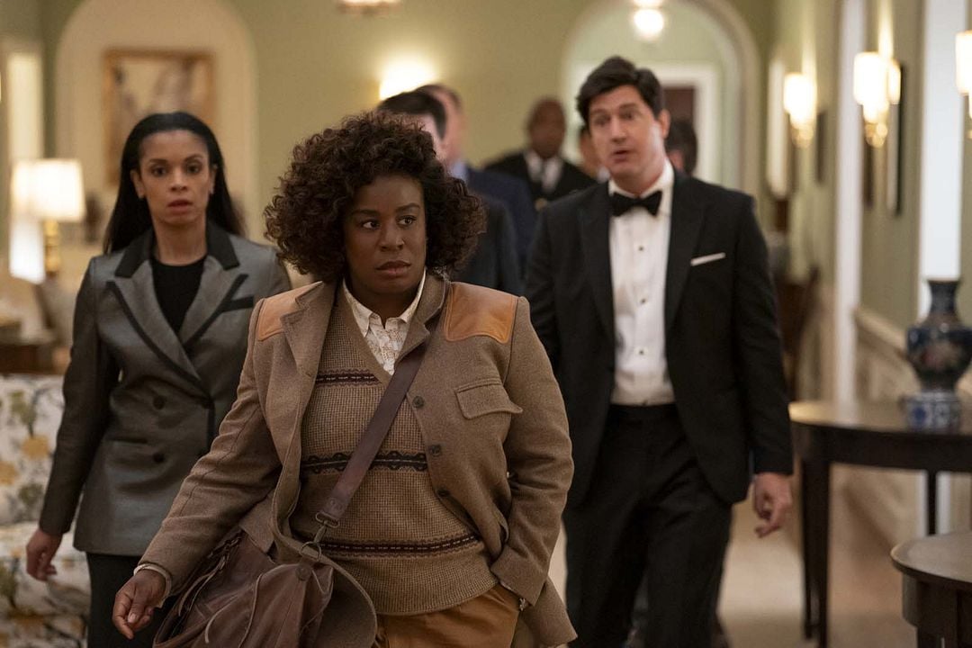 Photo Susan Kelechi Watson, Ken Marino, Uzo Aduba