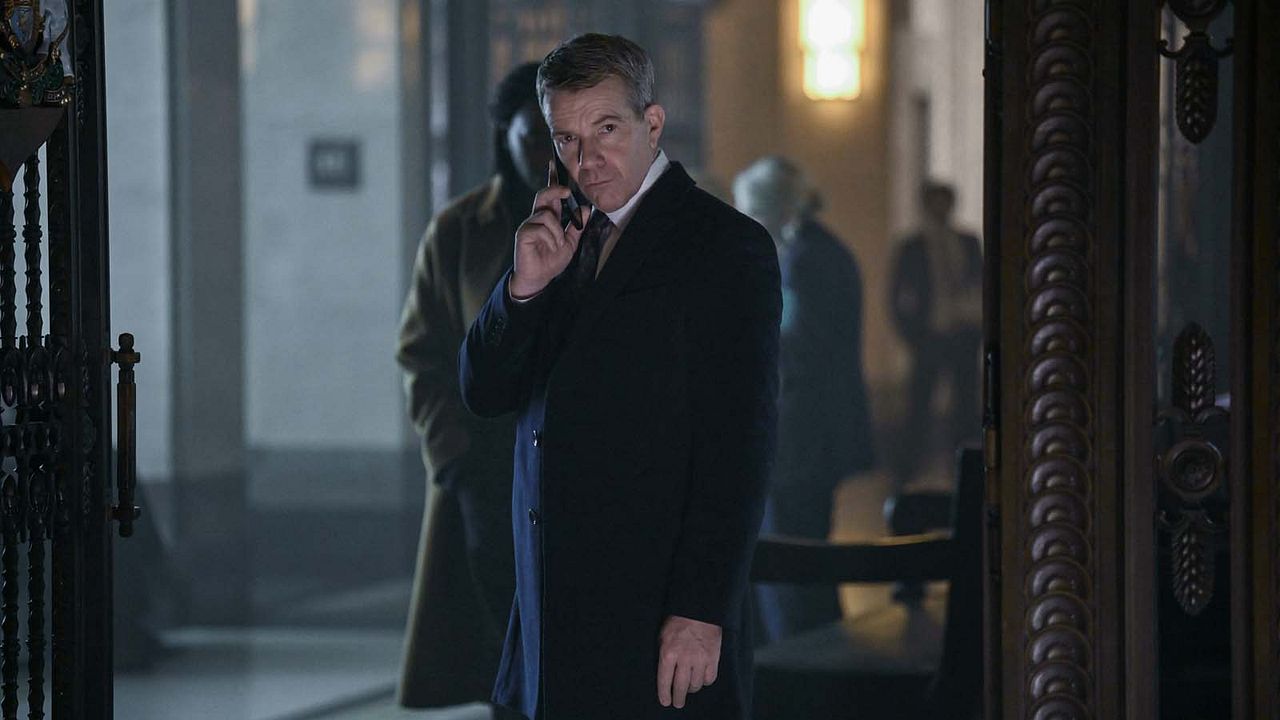 Hijack : Photo Max Beesley