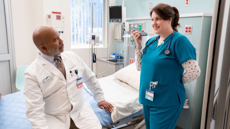 St. Denis Medical : Photo Allison Tolman, David Alan Grier