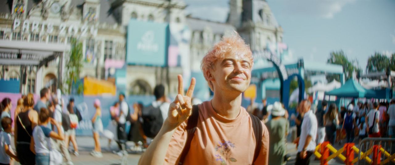 A Second Life : Photo Alex Lawther