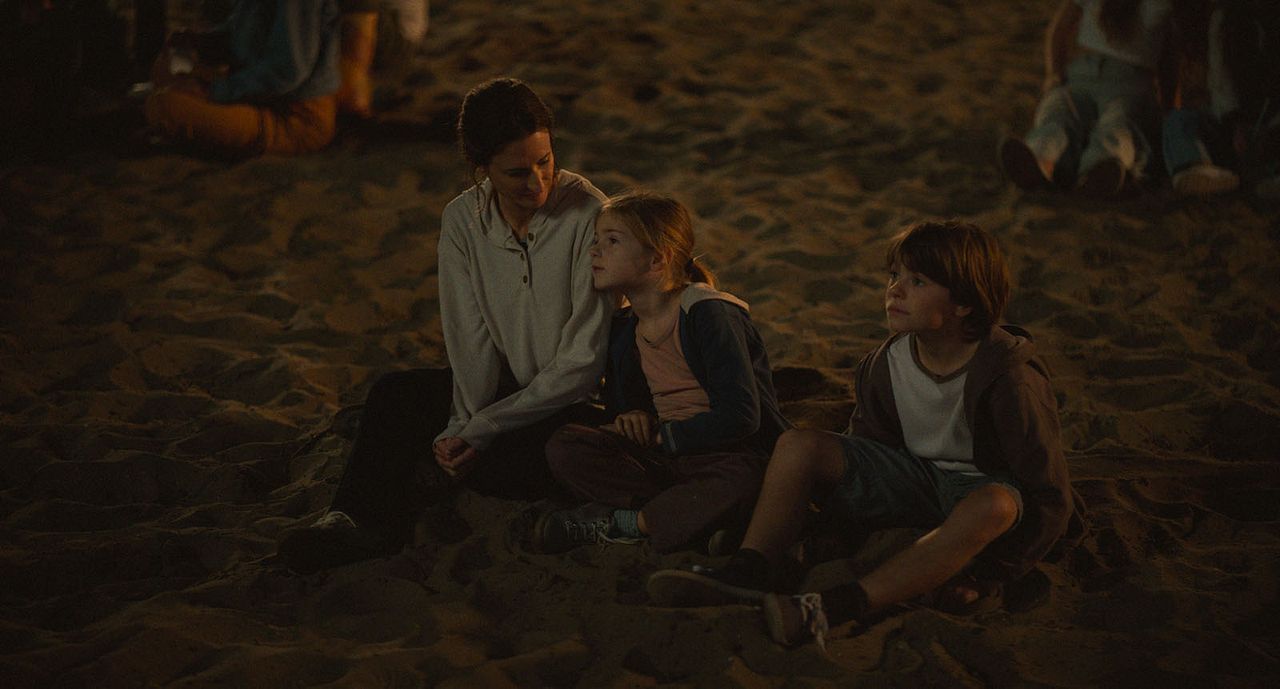 Les Enfants vont bien : Photo Nina Birman, Manoâ Varvat, Camille Cottin