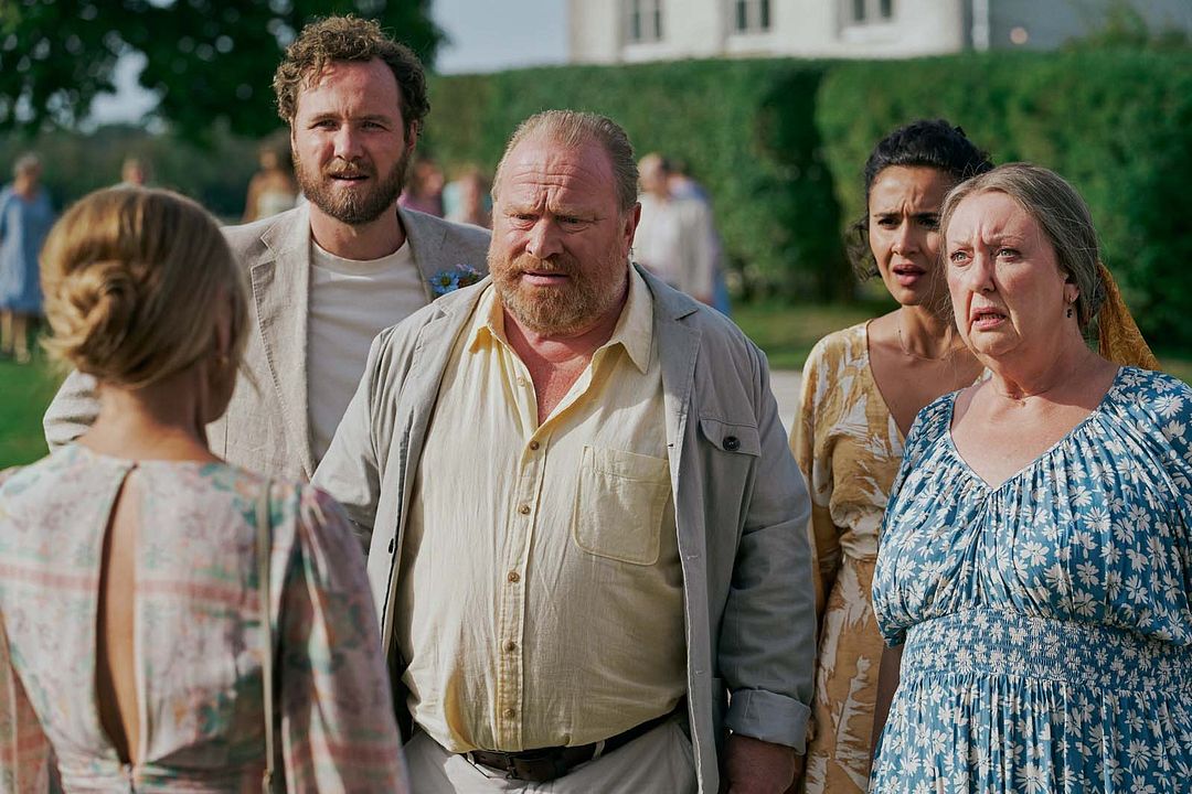 Love Forever : Photo Lola Zackow, Anja Lundqvist, Babben Larsson, Vilhelm Blomgren, Claes Malmberg