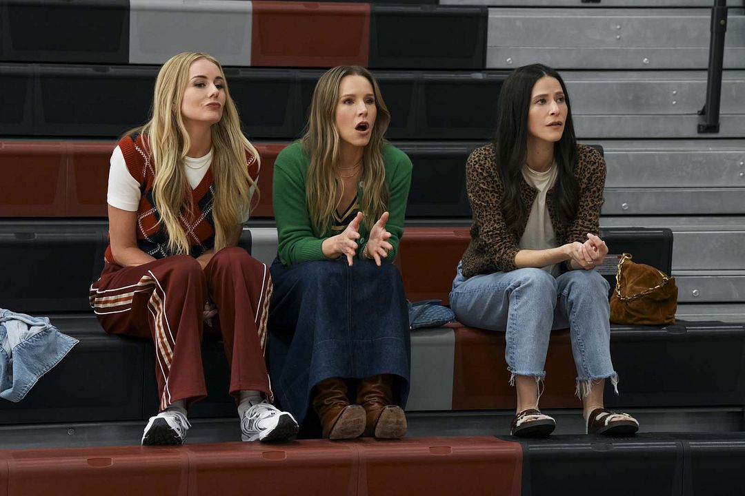 Nobody Wants This : Photo Kristen Bell, Jackie Tohn, Justine Lupe