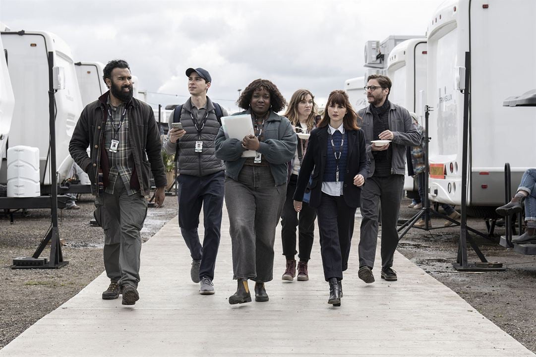 Photo Aya Cash, Jessica Hynes, Himesh Patel, Lolly Adefope, Isaac Powell, Daniel Brühl