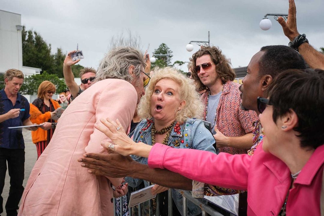 Enquêtes au paradis : Photo Celia Ireland, Justine Clarke, Simon Lyndon, Tim Rogers