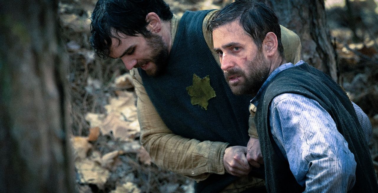 The World Will Tremble : Photo Jeremy Neumark Jones, Oliver Jackson-Cohen