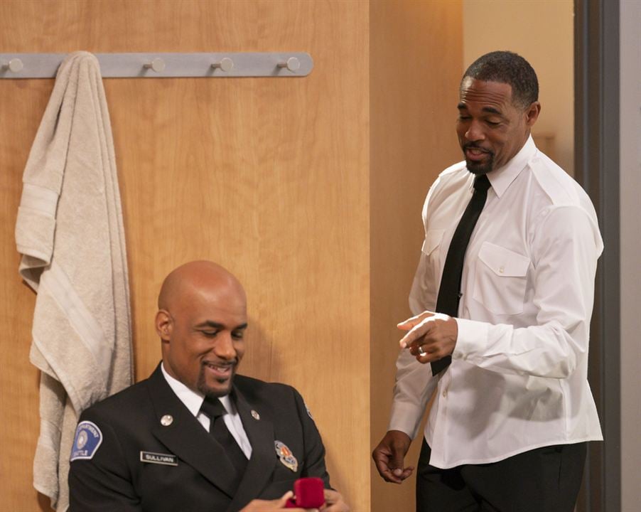 Grey's Anatomy : Station 19 : Photo Boris Kodjoe, Jason George (XIII)