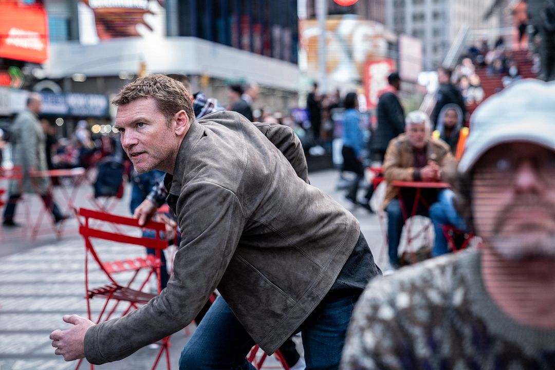 L'Intermédiaire (Relay) : Photo Sam Worthington