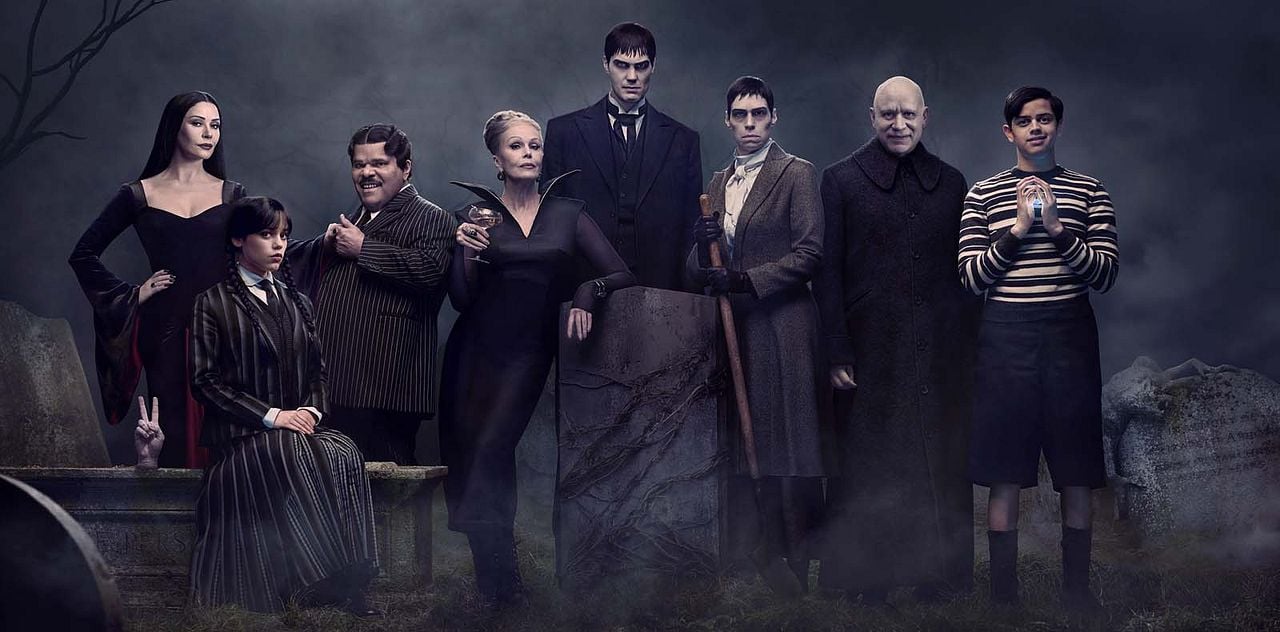 Photo Fred Armisen, Isaac Ordonez, Luis Guzmán, Catherine Zeta-Jones, Joanna Lumley, Jenna Ortega, Joonas Suotamo