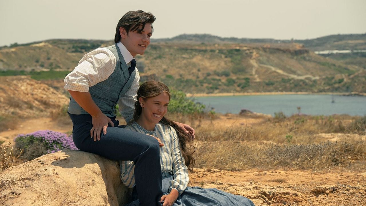 Enola Holmes 3 : Photo Millie Bobby Brown, Louis Partridge