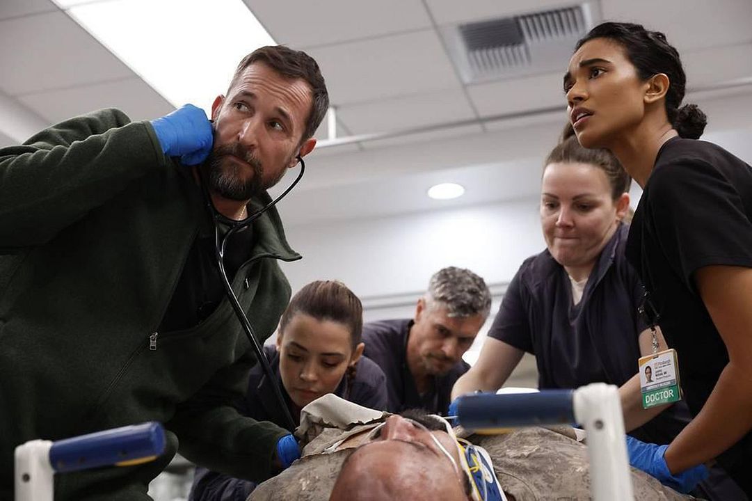 Photo Supriya Ganesh, Noah Wyle, Ned Brower