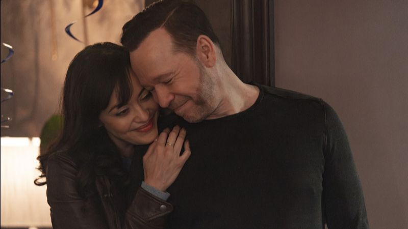 Boston Blue : Photo Marisa Ramirez, Donnie Wahlberg