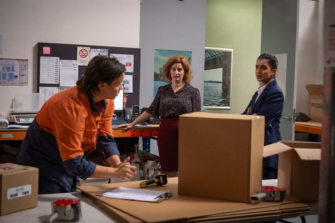 Photo Pallavi Sharda, Felicity Ward, Zoe Terakes