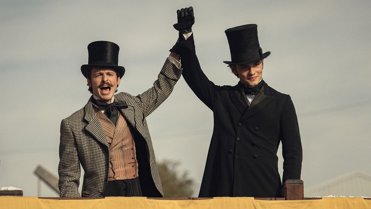 House Of Guinness : Photo Louis Partridge, Anthony Boyle