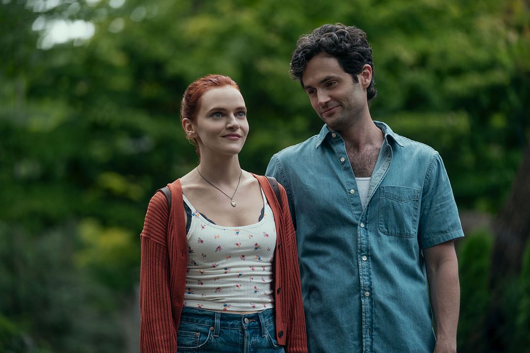 You : Photo Penn Badgley, Madeline Brewer