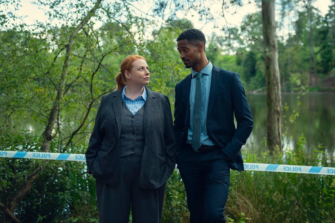 Ne t'enfuis plus : Photo Alfred Enoch, Amy Gledhill