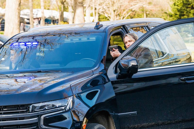 Most Wanted Criminals : Photo Shantel VanSanten