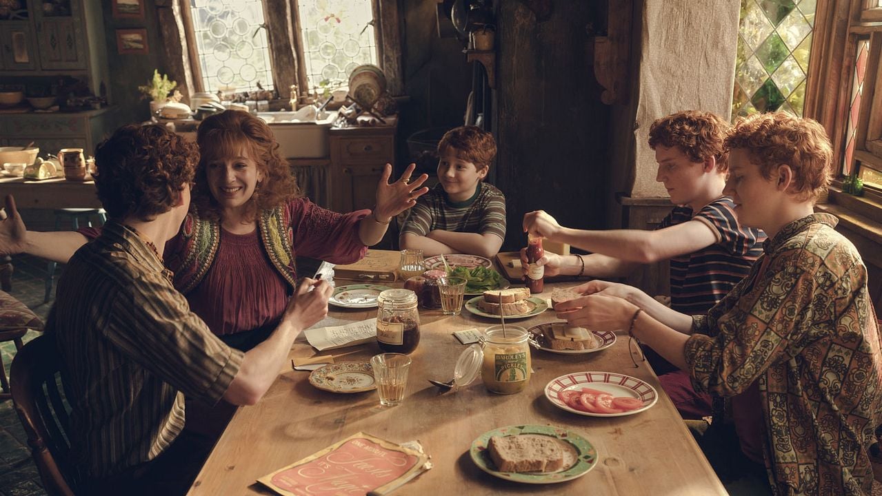 Photo Alastair Stout, Gabriel Harland, Ruari Spooner, Katherine Parkinson, Tristan Harland